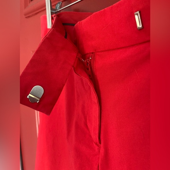 H&M capris in red - Picture 3 of 4